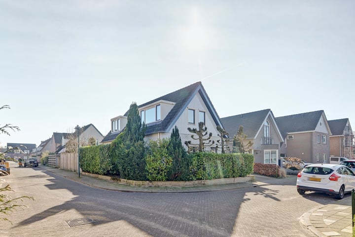 Photo of property Burg.Goudsmitlaan 7, Leersum