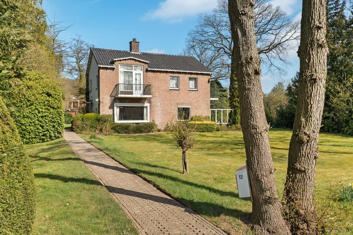 Burg. J.G. Legroweg 12 in Paterswolde