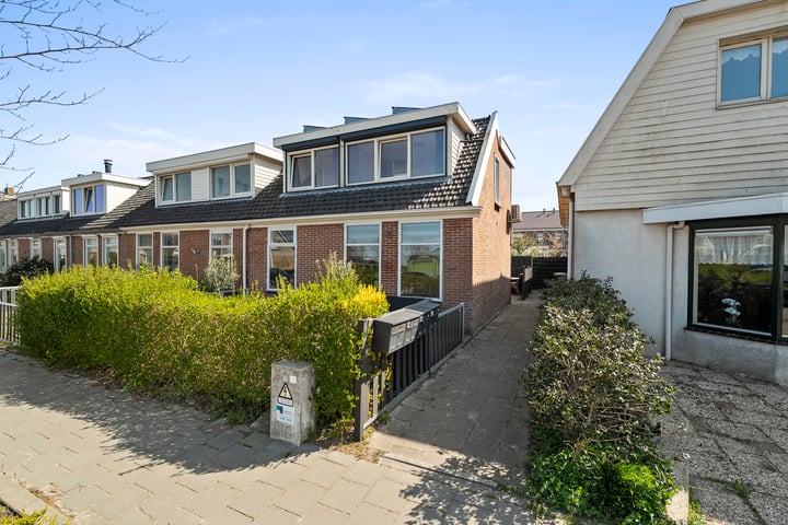 Photo of property Burg. Lovinkstraat 18, Breezand