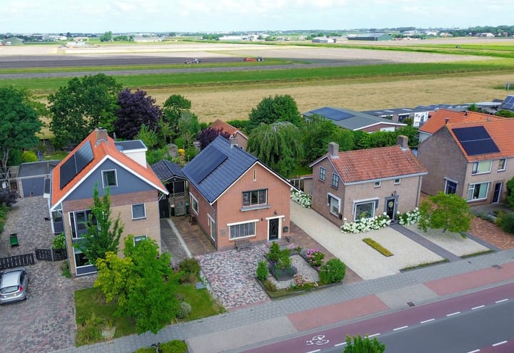 Burg. Lovinkstraat 75 in Breezand