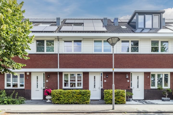 Burg. Rippingstraat 2C in Maassluis