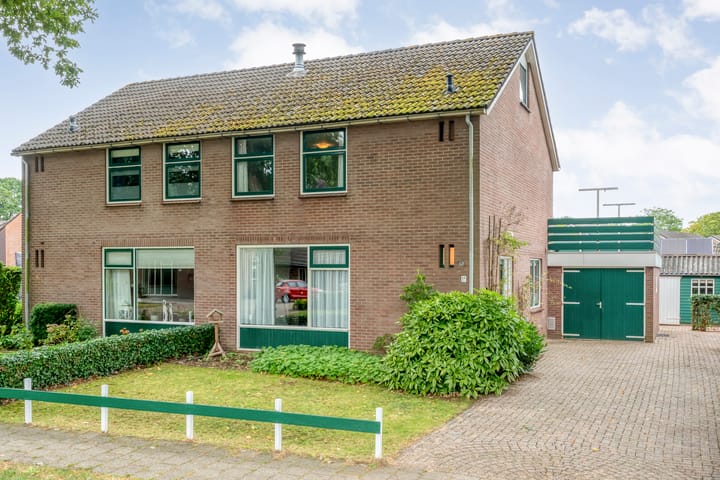 Burg ten Holteweg 1a in Dalen