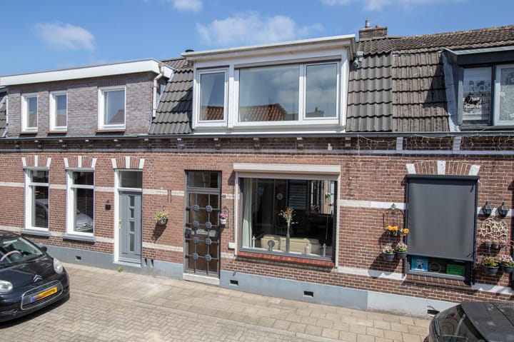 Burg ten Veldestr 49 in Genemuiden