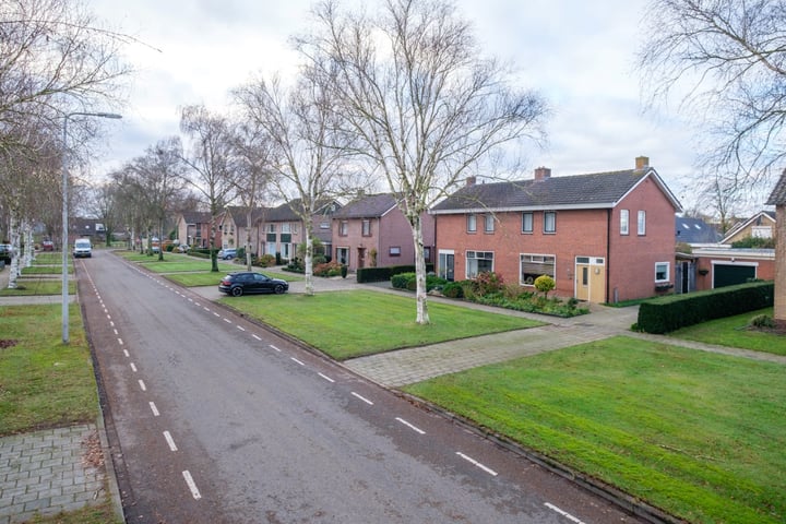 Burg.van Haersoltestraat 27 in Nieuwleusen