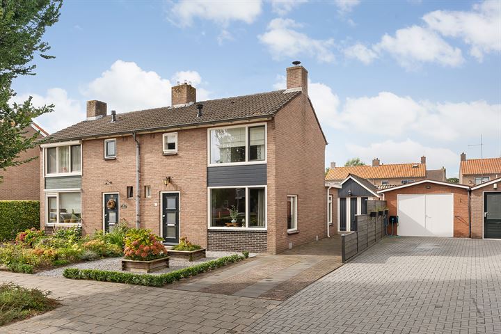 Burg.van Sandickstraat 23 in Nieuwleusen