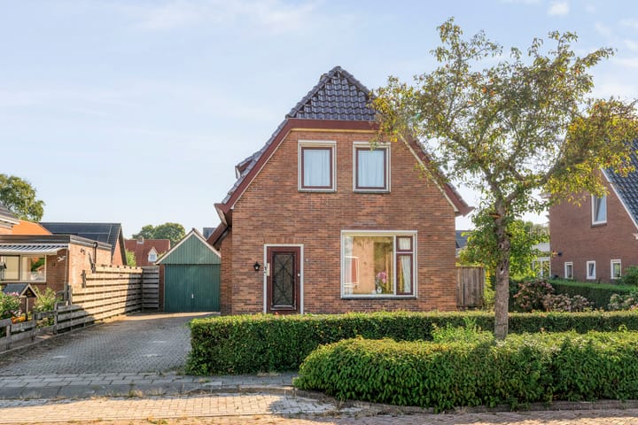 Foto van woning Burg. van Veenlaan 29, Nijeveen