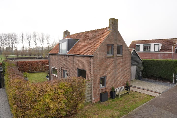 Burg. Verplankeplein 8 in Biervliet