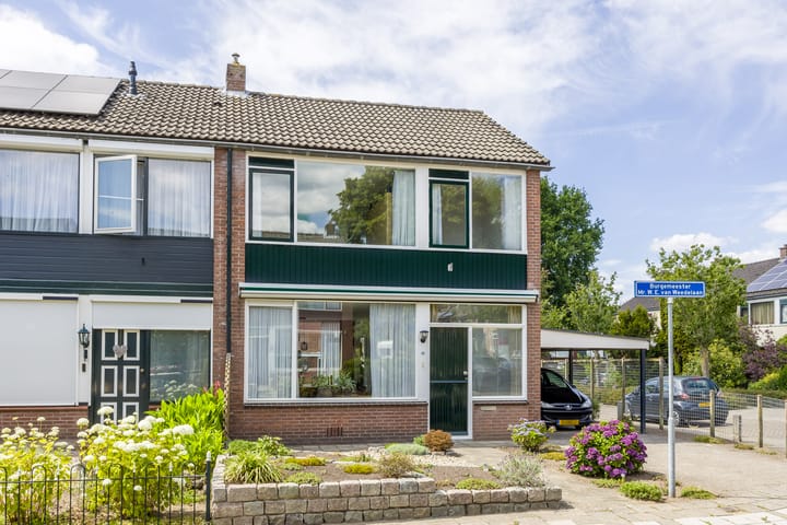 Photo of property Burg W E v Weedelaan 12, Amerongen