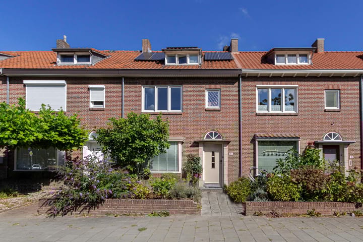 Burg. Waszinkstraat 33 in Heerlen