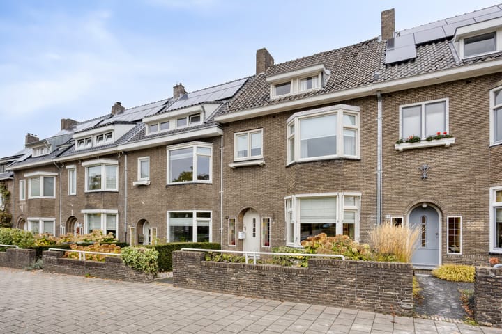 Burg. Waszinkstraat 75 in Heerlen