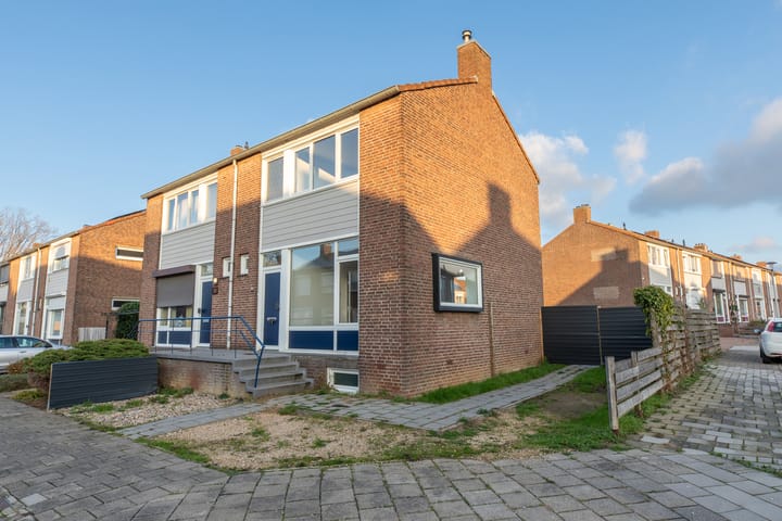 Photo of property Burg. Willemsstraat 35, Hoensbroek