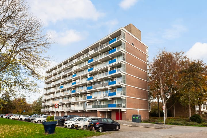Foto van woning Burgemeester A. van Walsumlaan 239, Vlaardingen