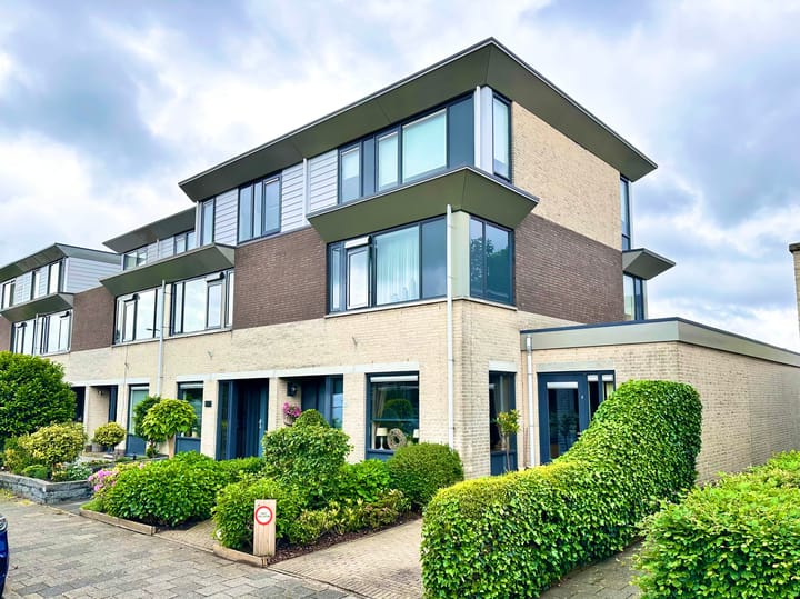 Photo of property Burgemeester Aalberslaan 106, Krimpen aan den IJssel