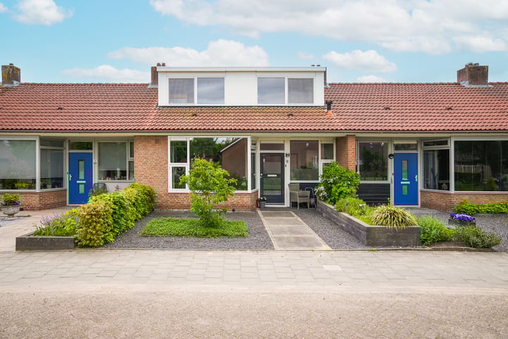 Burgemeester Brunestraat 18 in Genderen