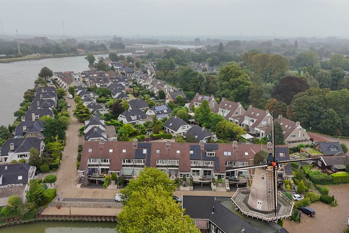 Burgemeester Bulderboulevard 21 in Krimpen aan den IJssel