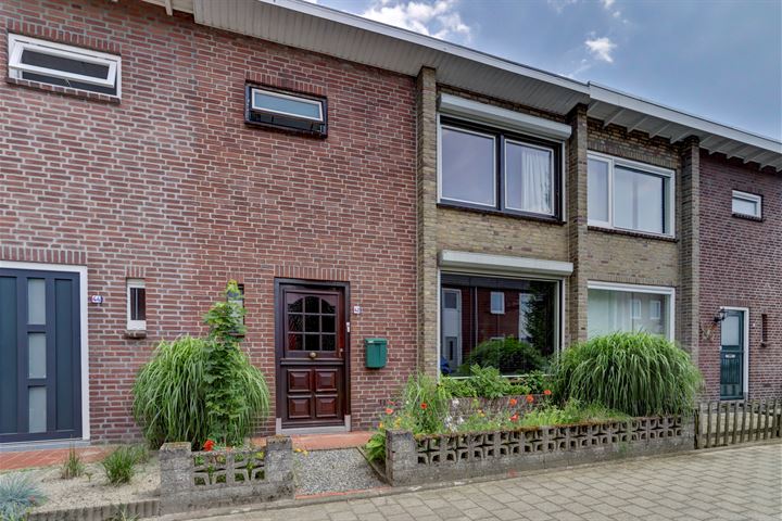 Burgemeester de Grauwstraat 42 in Baarle-Nassau