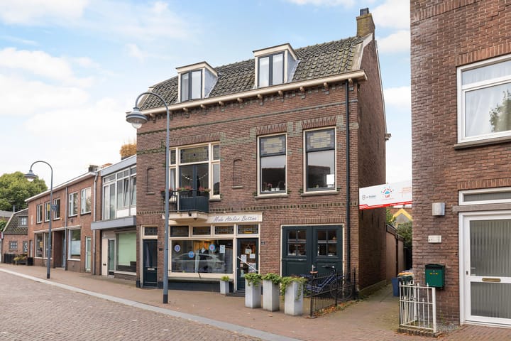 Burgemeester De Withstraat 13 in De Bilt