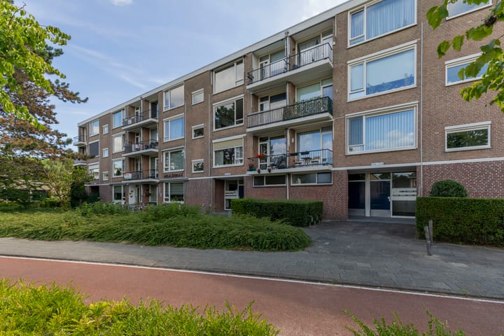 Photo of property Burgemeester de Zeeuwstraat 368, Ridderkerk