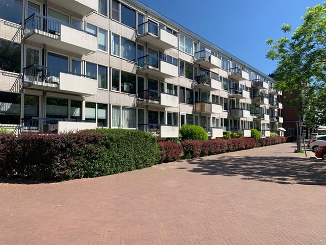 Burgemeester Edo Bergsmalaan 68 in Enschede
