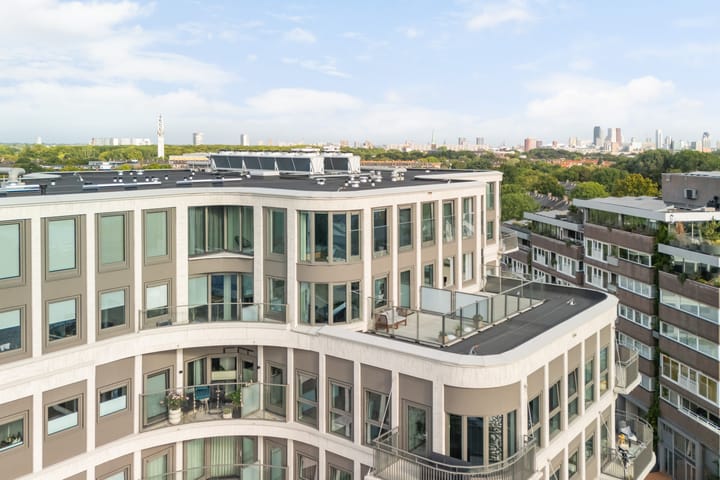 Burgemeester Elsenlaan 323-F707 in Rijswijk
