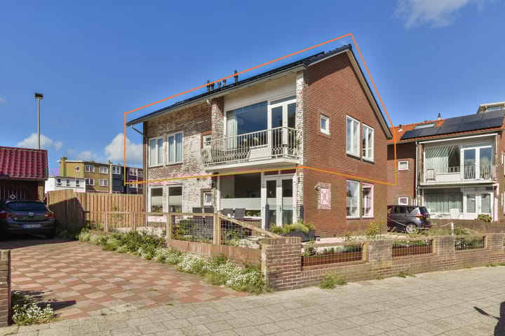 Burgemeester Engelbertsstraat 13-rd in Zandvoort