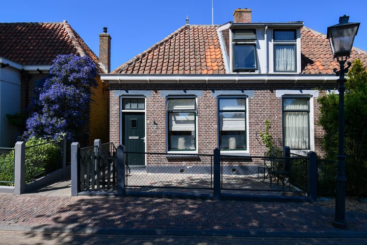 Burgemeester Eschauzierstraat 47 in West-Terschelling
