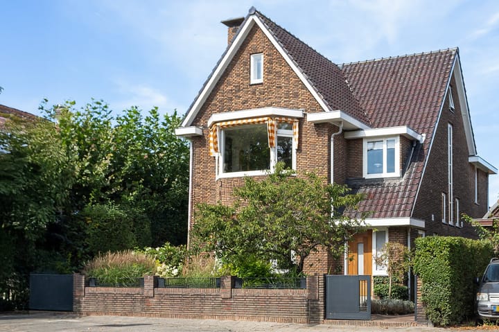 Photo of property Burgemeester F.H. van Kempensingel 17, Rotterdam