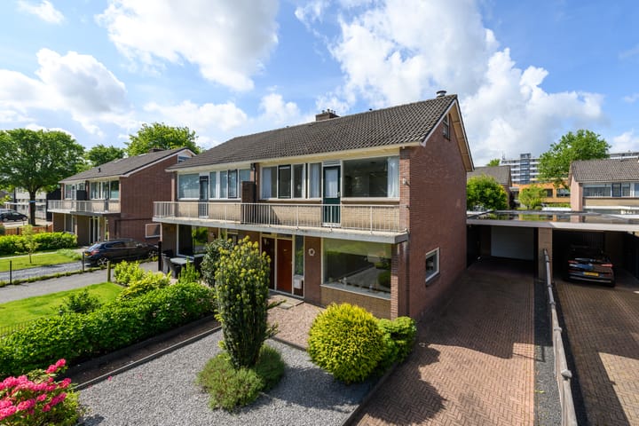 Foto van woning Burgemeester Falkenaweg 184, Heerenveen