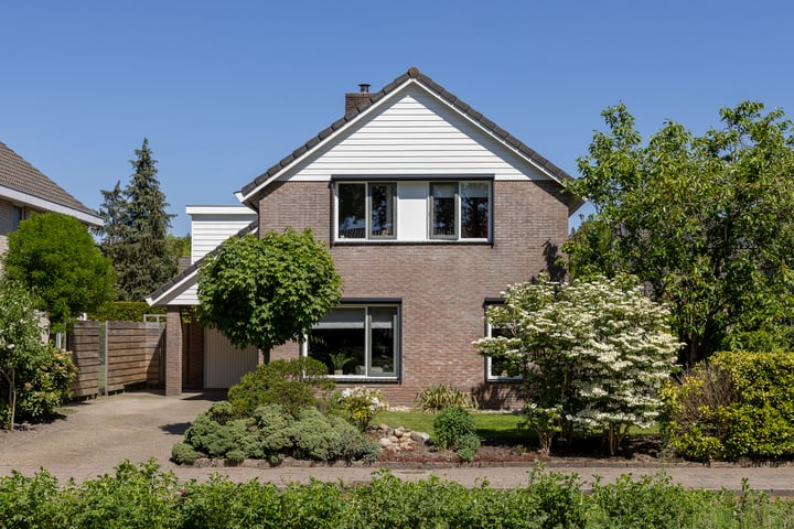 Foto van woning Burgemeester Falkenaweg 203B, Heerenveen