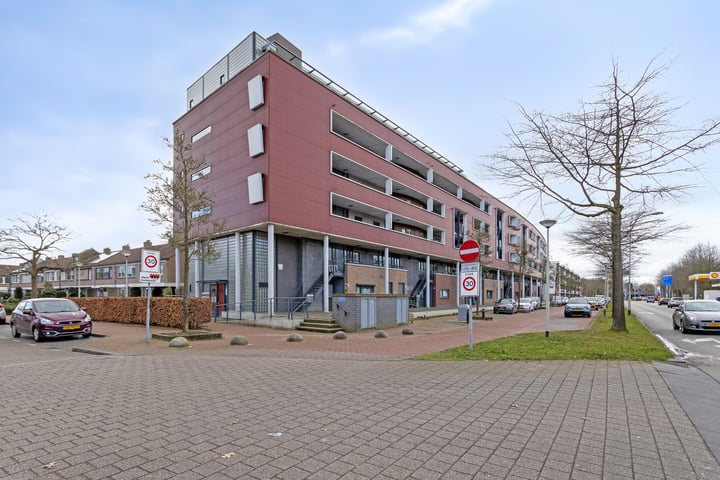 Photo of property Burgemeester Freijterslaan 413, Roosendaal