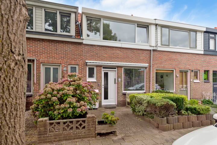 Burgemeester G.Bosstraat 13 in Alkmaar