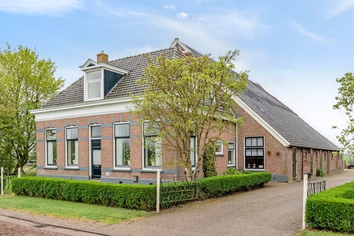 Photo of property Burgemeester G W Stroinkweg 46, Zuidveen