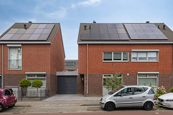Burgemeester Gommansstraat 114 in Venlo