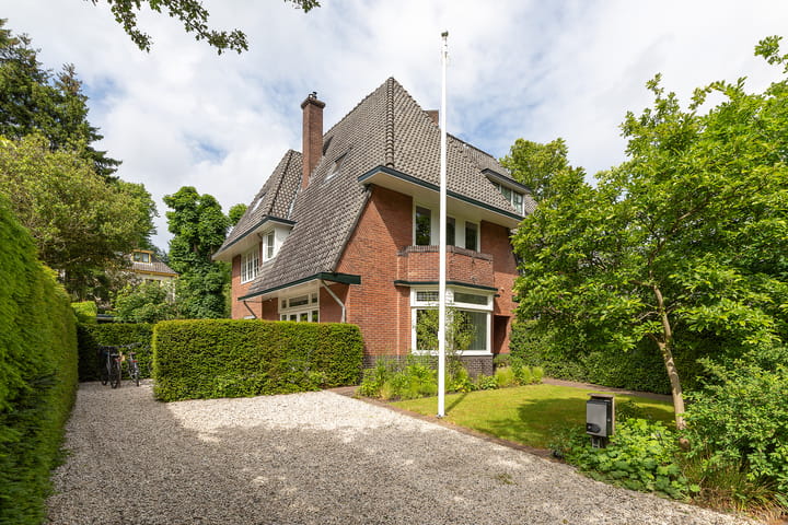 Burgemeester Gülcherlaan 22 in Hilversum