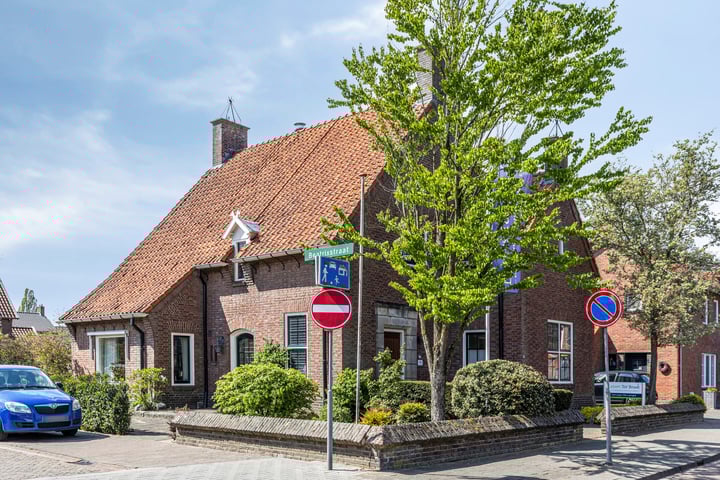 Photo of property Burgemeester Hoogklimmerstraat 21, Denekamp