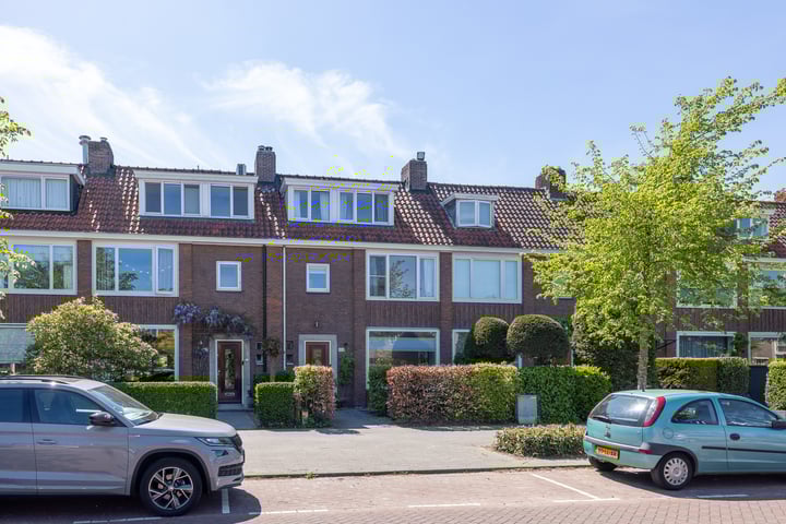 Burgemeester Le Fèvre de Montignylaan 128 in Rotterdam
