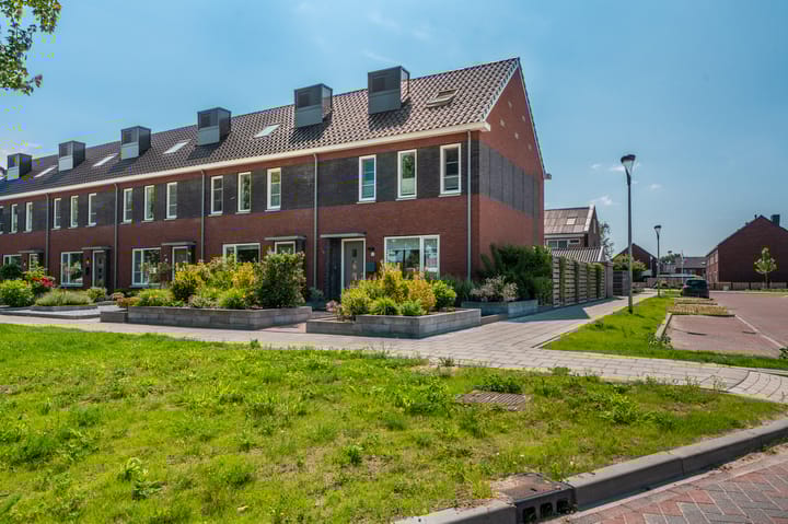 Burgemeester Lewe van Aduardstraat 1 in Appingedam