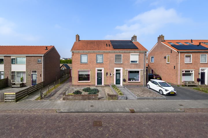 Photo of property Burgemeester Mackaystraat 38, Meppel