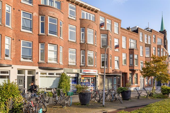 Burgemeester Meineszplein 31A-01 in Rotterdam