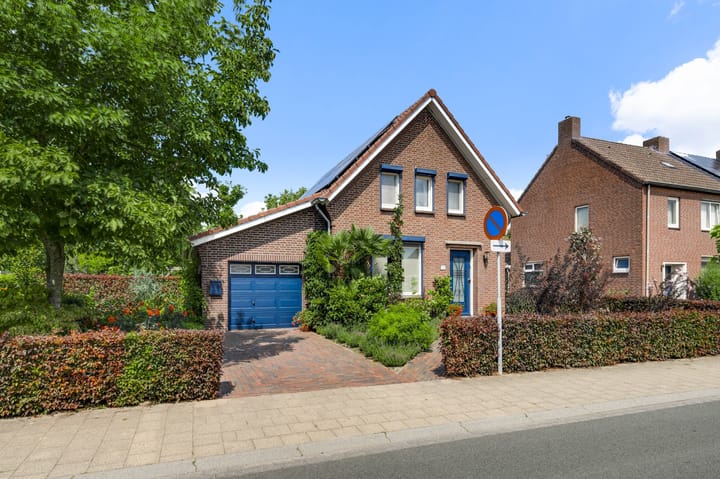 Burgemeester Mertensstraat 10 in Roggel