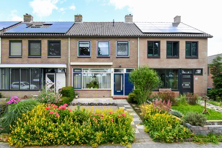 Burgemeester Padmosweg 150 in Wilnis