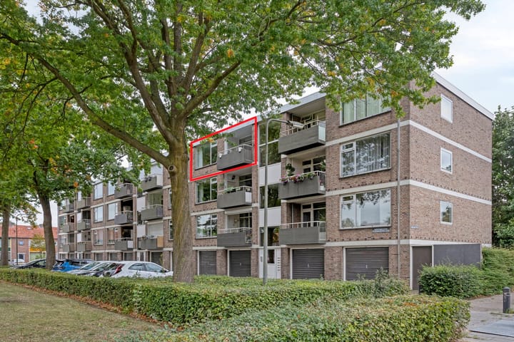 Burgemeester Ploegmakerslaan 99 in Oss