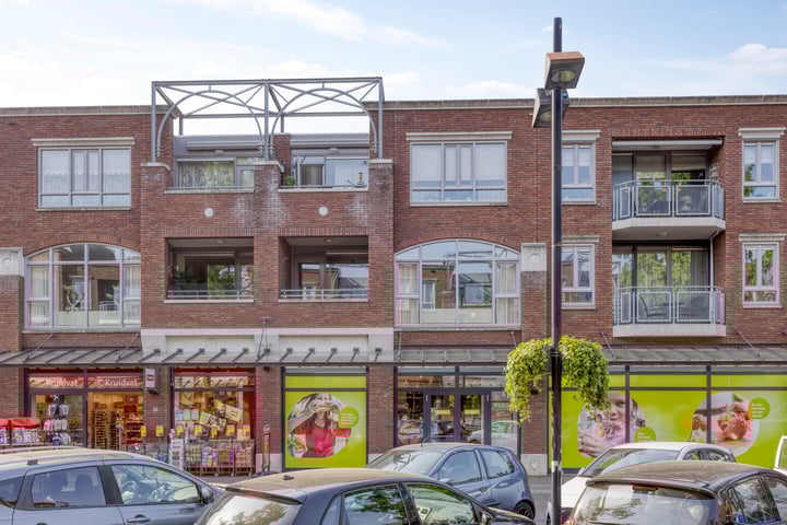 Photo of property Burgemeester Ruttenplein 108, Asten