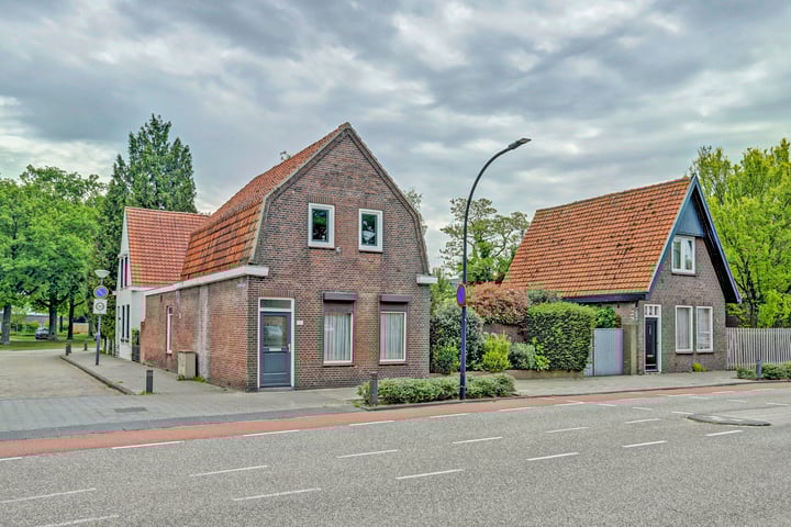 Burgemeester Smeelelaan 27 in Waalwijk