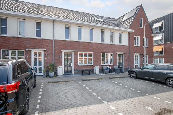 Burgemeester Snelplein 5 in Moordrecht Foto