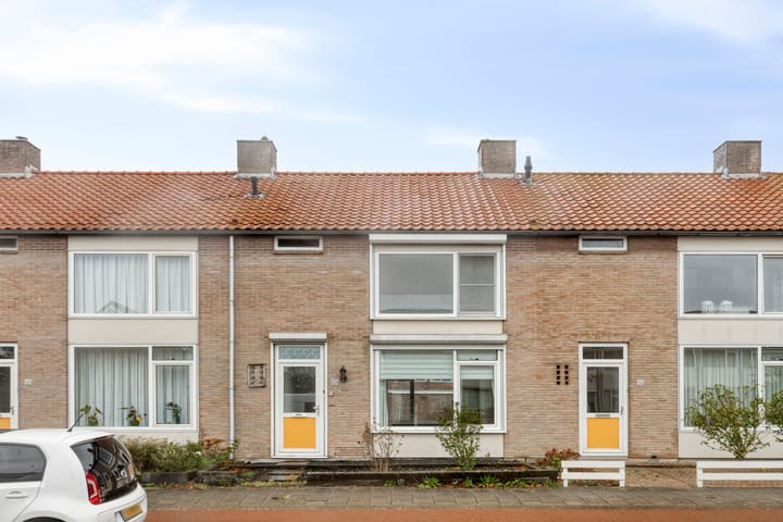 Burgemeester Stemerdinglaan 124 in Oost-Souburg