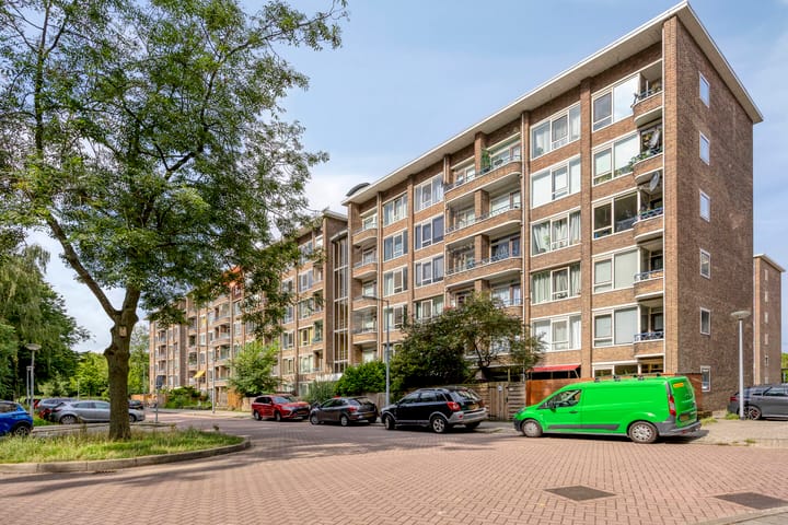 Burgemeester Stulemeijerlaan 3 in Schiedam foto