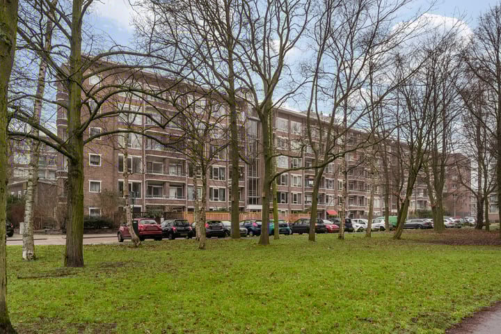 Photo of property Burgemeester Stulemeijerlaan 6, Schiedam