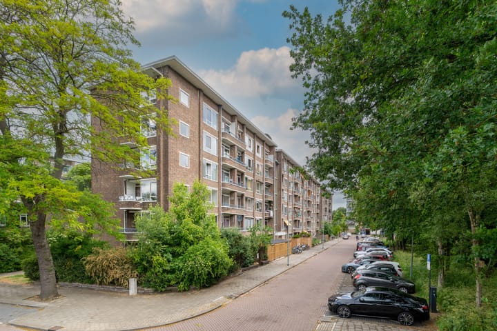 Photo of property Burgemeester Stulemeijerlaan 61, Schiedam