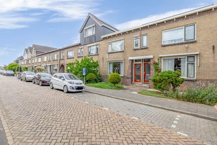 Burgemeester Trooststraat 91 in Waddinxveen